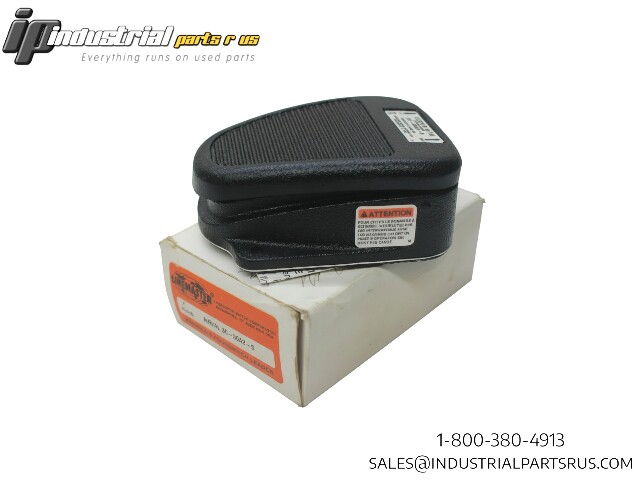 Line master 3C-30A2-S AirVal Clipper 3-Way Pneumatic Foot Switch 30 CFM