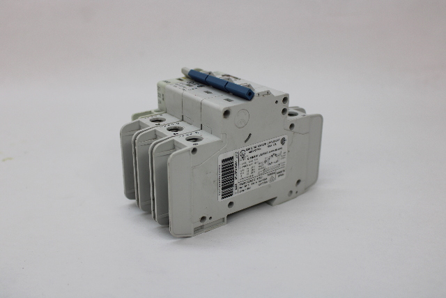 Allen Bradley 1489-A3C100 Ser. A Circuit Breaker w/1489-AAHH3 Ser. A Auxiliary Switch