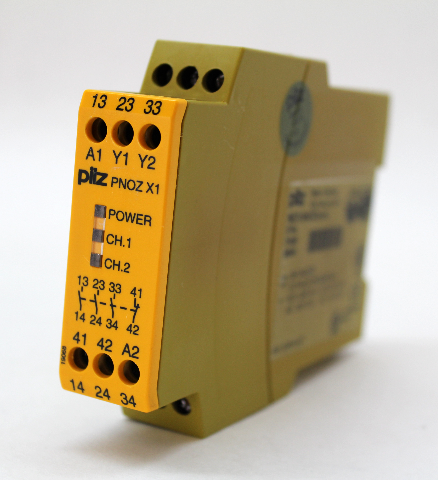 Pilz PNOZ X1 24VAC/DC 3n/o Safety Relay