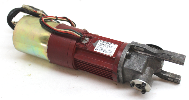 Yaskawa USASEM-02YR33 AC Servo Motor, 154W, 2.1A