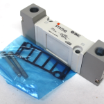 SMC SYA7240 Pneumatic Solenoid Valve, 0.1~0.7MPa