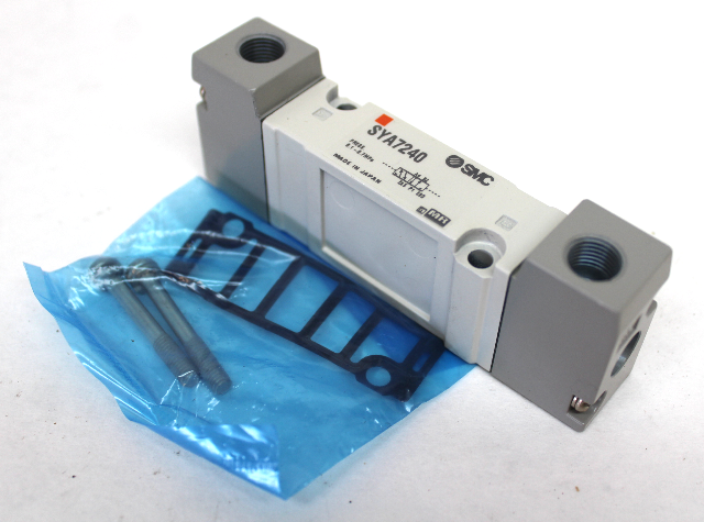 SMC SYA7240 Pneumatic Solenoid Valve, 0.1~0.7MPa