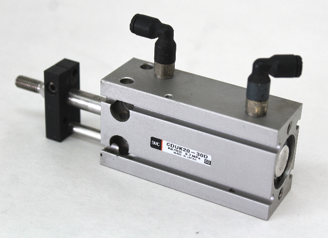 SMC CDUK20-30D Pneumatic Cylinder 20mm Bore 30mm Stroke 0.7MPa