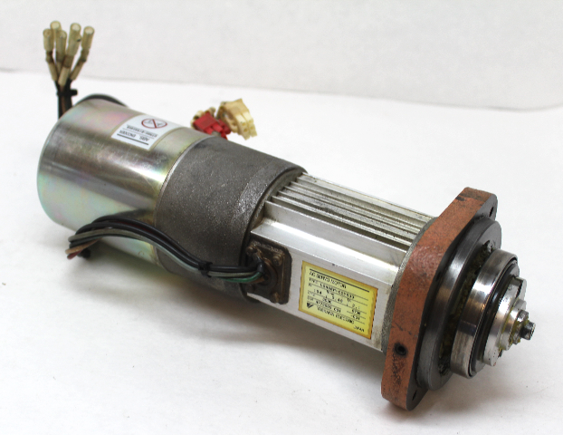 Yaskawa USASEM-02YR33, AC Servo Motor, 154W, 2.1A