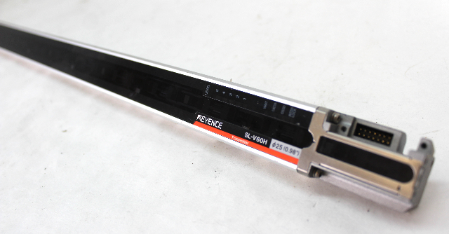 Keyence SL-V60H-T Light Curtain Transmitter 1180mm Height 24V