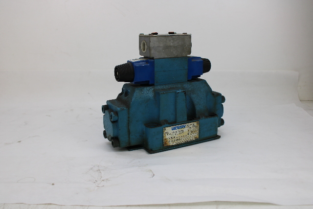 Vickers DG5S-8-2N-MWLB-20/DG4V-3-6N-M-WLB-40 Directional Control Valve New