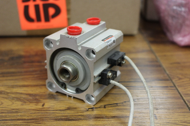 SMC NCDQ2B50-20S-A73 Compact Cylinder 50mm Bore 20mm Stroke