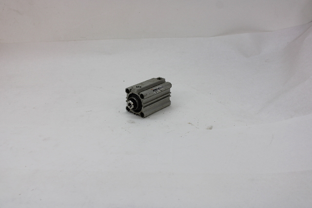 SMC CDQ2B32-40D Compact Cylinder 32mm Bore 40mm Stroke