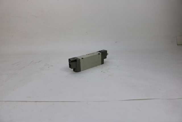 SMC SY9240-5LOZD Solenoid Valve 0.1-0.7MPa 24VDC