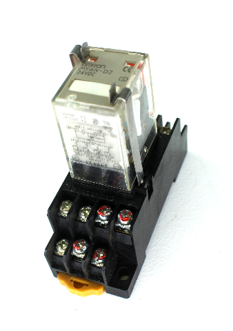 Omron MY4N-D2 General Purpose Relay 5A 24V DC w/ PYF14A Relay Socket 250V