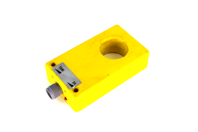 Balluff BES-IKV-S4-025-NS-1-Y-TD Inductive Ring and Tube Proximity Sensor, 10~30 VDC