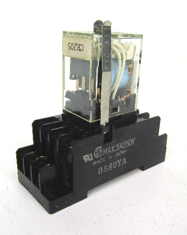 Omron MY4N Relay with Base, 3PDT 14 Point 24 VDC 5A (Pack of 5)