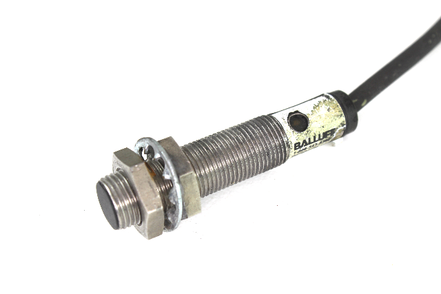 Balluff BES 516-207-BO-E-03 Inductive Proximity Sensor, 20-250V AC/DC, 5-130 mA