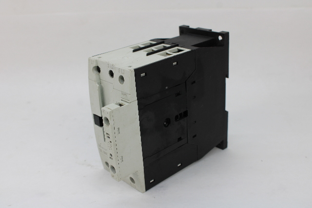 Moeller Eaton DILM40 Contactor, 63 Amp, 600V AC/ 250V DC, 3-Pole