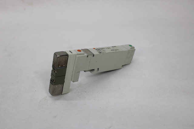 SMC VQ2301-51 Plug-In Solenoid Valve, 3/8" Pipe Size, 24V DC