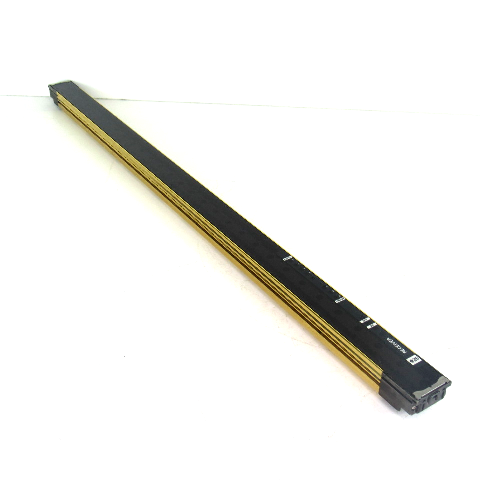 Omron F3SJ-A0620P25-D Safety Light Curtain Receiver, 24.40"