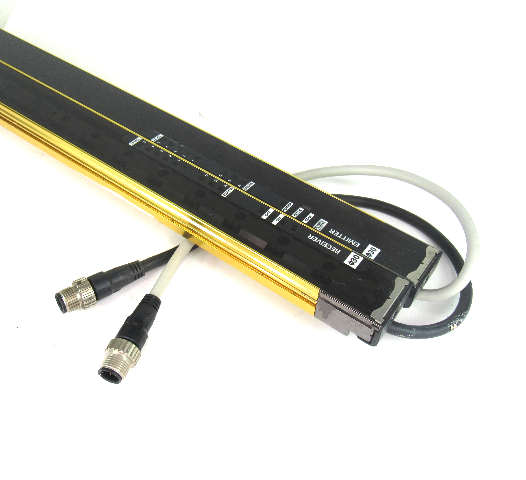 Omron F3SJ-A1195P30 Safety Light Curtain Emitter & Receiver,  47" Used