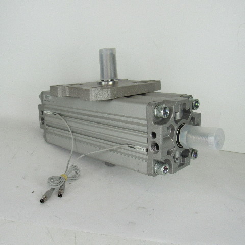 SMC CDRA1FWU100-180Z-M9PWSAPC-X10 Rotary Actuator, 100mm Bore, 180 Degree, NEW
