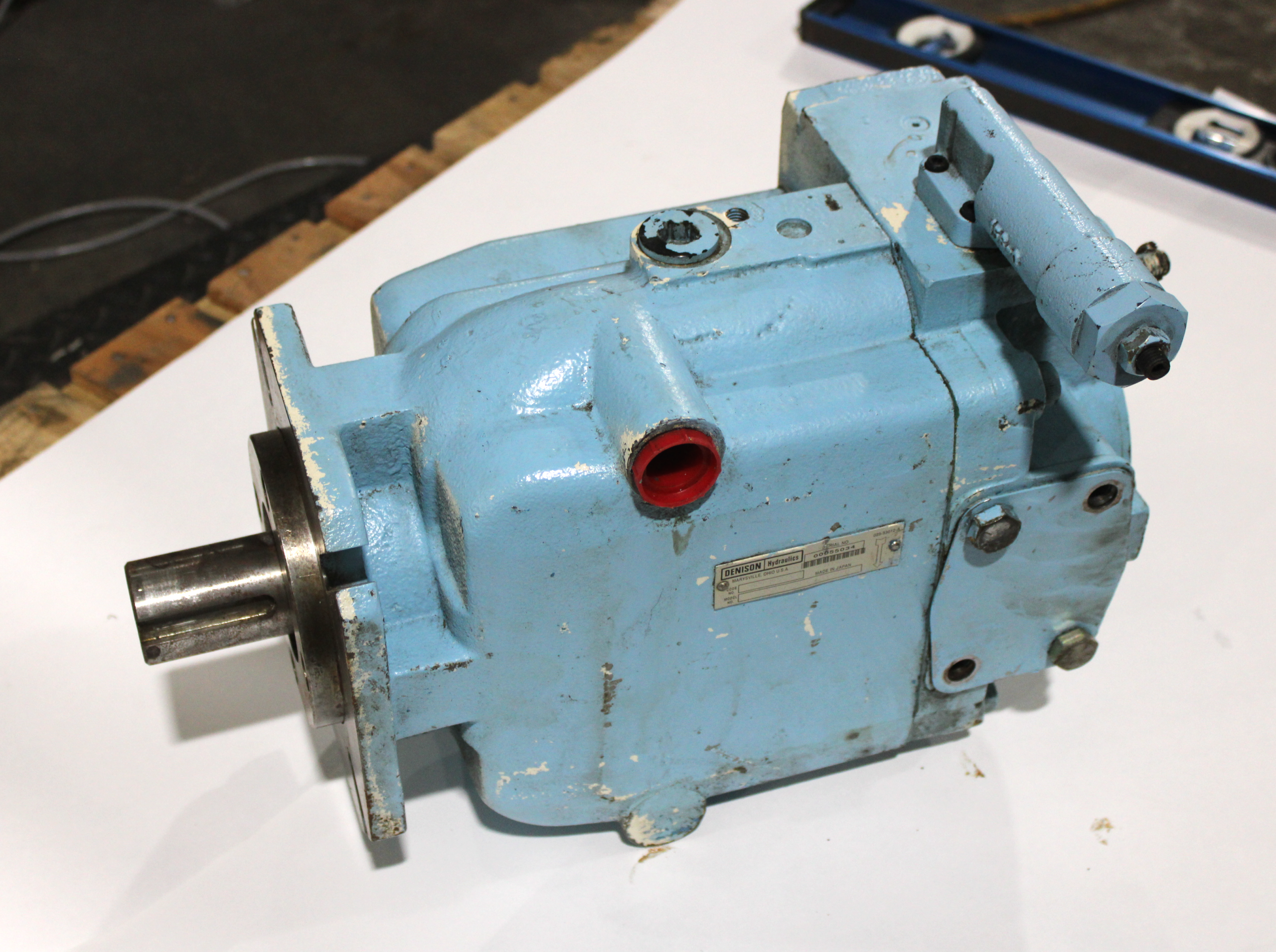 Denison PVT47-2R1C-F03-S00 Axial Piston Pump, USED