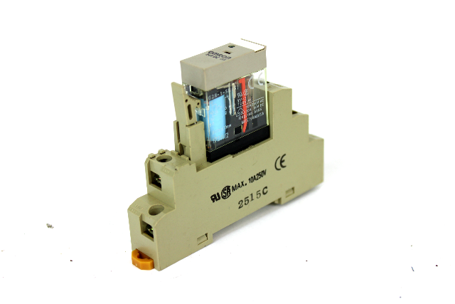 Omron G2R-1-SN (S) Relay, 24V DC w/ 250V, 10 Amp Relay Socket