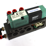 Numatics 081SA431K Solenoid Valve w/ Manifold Assembly 150PSIG