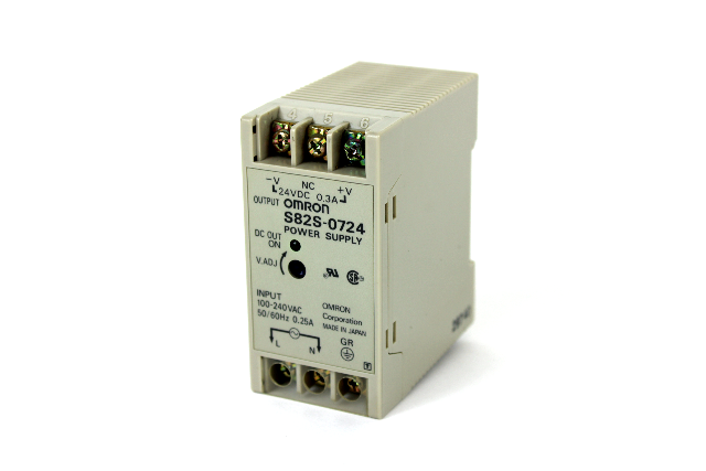 Omron S82S-0724 Power Supply, 100-240V AC