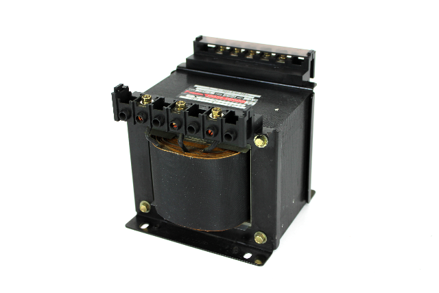 Center Aihara Electric YS3W-1K Transformer, 100/200/210/220V