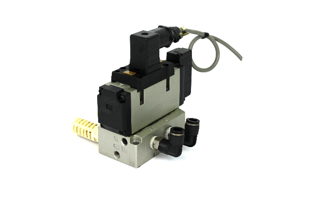 SMC VFR4110 Solenoid Valve w/ Base Mount, 2~9 kgf/cm��
