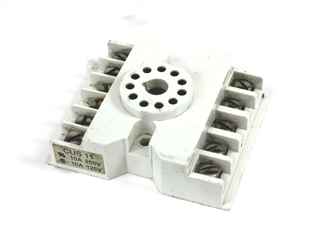 Curtis CUS 11 11-Pin Relay Socket 125-250V 10A