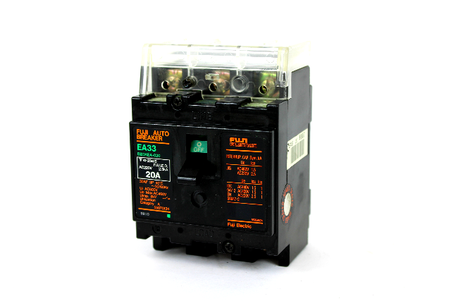 Fuji Electric EA33 BB3AEA-020 Auto Circuit Breaker, 20 Amp, 3-Pole