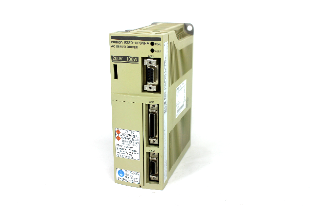 Omron R88D-UP04HA AC Servo Driver, 200/230V AC