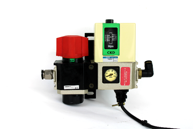 CKD V3000-10 Shut-Off Exh. Valve with P4000-10 Pressure Switch and MPa Gauge