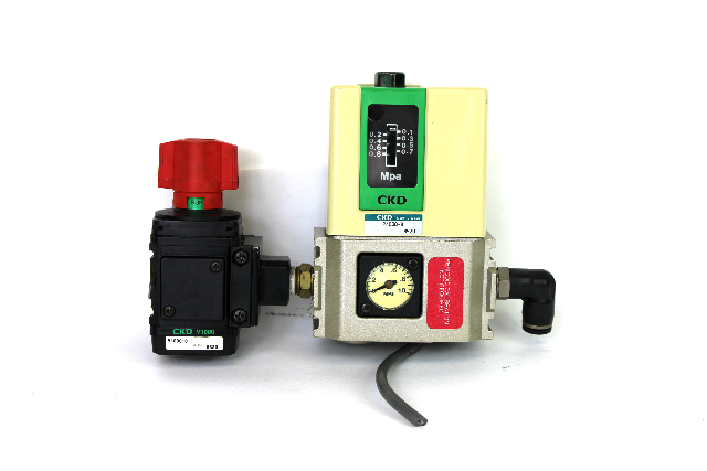 CKD P4000-8 Mechanical Pressure Switch w/ V1000-8 Shut-Off Valve 1/4" Port