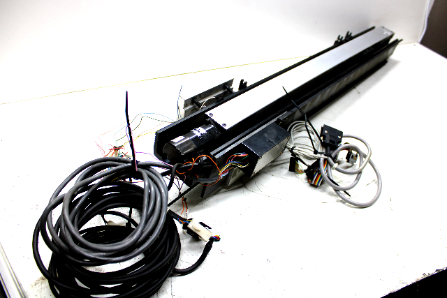 Intelligent Actuator 02S-60-600, 600mm Stroke w/ Omron R88M-U10030HA Servo Motor