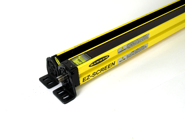 Banner SLSR30-900Q8/SLSE30-900Q8 EZ-Screen Light Curtain Emitter / Receiver 900mm