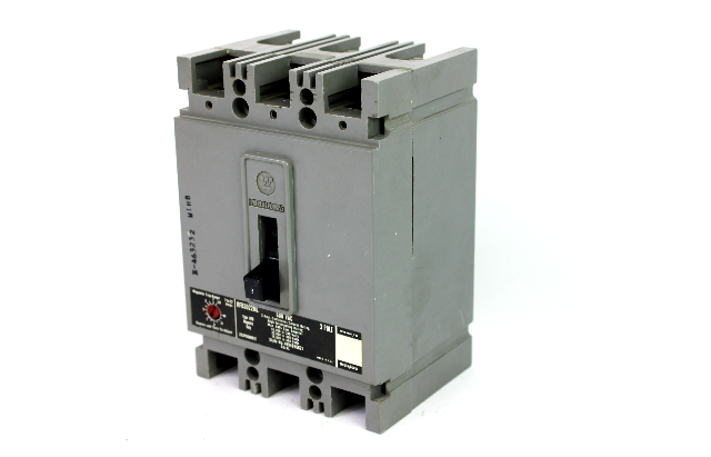 Westinghouse HFB3022ML Circuit Breaker, 3 Amp, 3-Pole, 600V AC