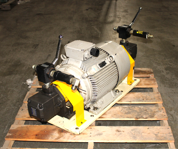 Siemens 1LG4183-4AA10 3-Phase Motor w/ Ball Valves, Check Valves and Vane Pumps