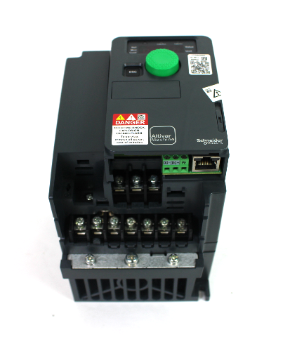 Schneider Electric ATV320U04N4C Variable Frequency Drive 0.37kW - 1/2HP