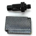 Omron E3RA-RP21 Photoelectric Sensor 10-30 VDC w/ E39-R1S Reflector