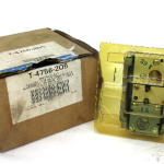 Johnson Control T-4756-205 Thermostat 15psi Reverse ACT/20psi Direct Horizontal