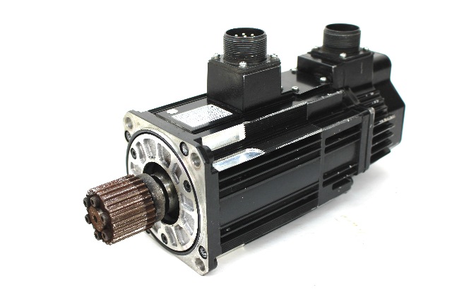 Yaskawa SGMSS-15A2A-YR12 AC Servo Motor 1500W, 3000 RPM, 200V