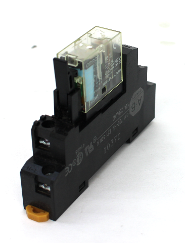 Allen Bradley 700-HN 121 Ser.A Relay w/ Omron G2R-1-SND Contactor