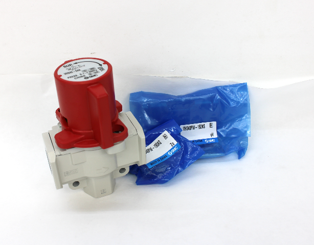 SMC VHS40-04A Pressure Relief Valve w/ VHS40PW-180AS Bracket