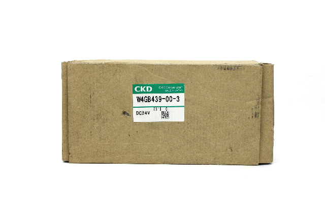 CKD W4GB439-00-3 Pneumatic Solenoid Valve, 0.2~1.0 MPa, NEW