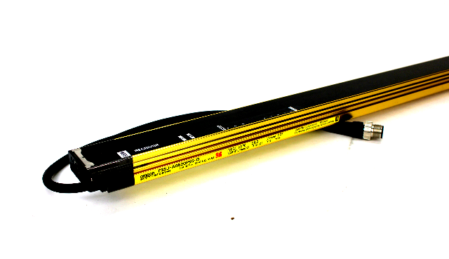 Omron F3SJ-A0520P55-D Safety Light Curtain, 520mm Protective Height