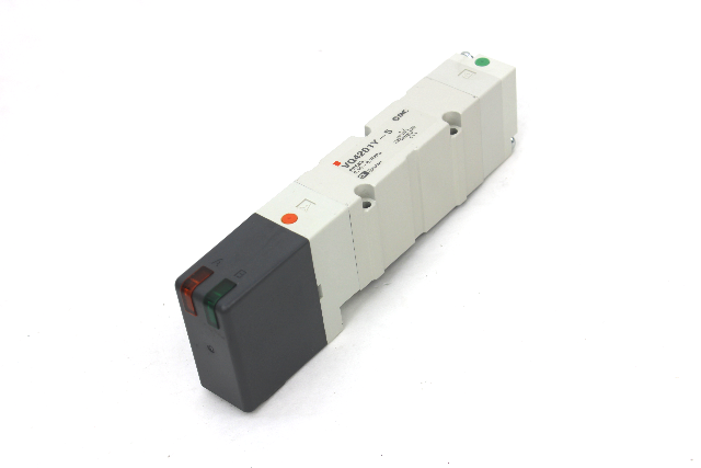 SMC VQ4201Y-5 Double Solenoid Valve, 24V DC, NEW
