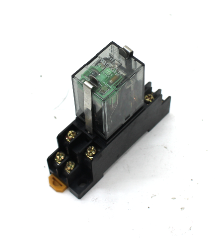 Fuji Electric HH52P-FL Relay 24VDC w/ Omron PYF08A Relay Base