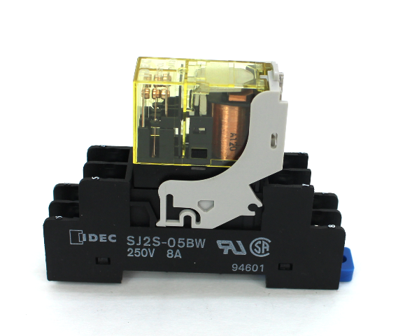 Idec RJ2S-CL-A120 Relay w/ SJ2S-05BW 250V 8A Socket Base