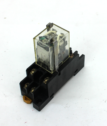 Omron LY2N Relay 24VDC w/ PTF08A Relay Base 240V