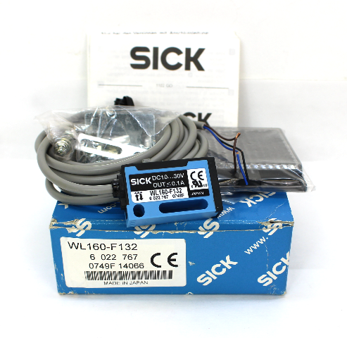 Sick WL160-F132 Retro-Reflective Photoelectric Sensor NEW
